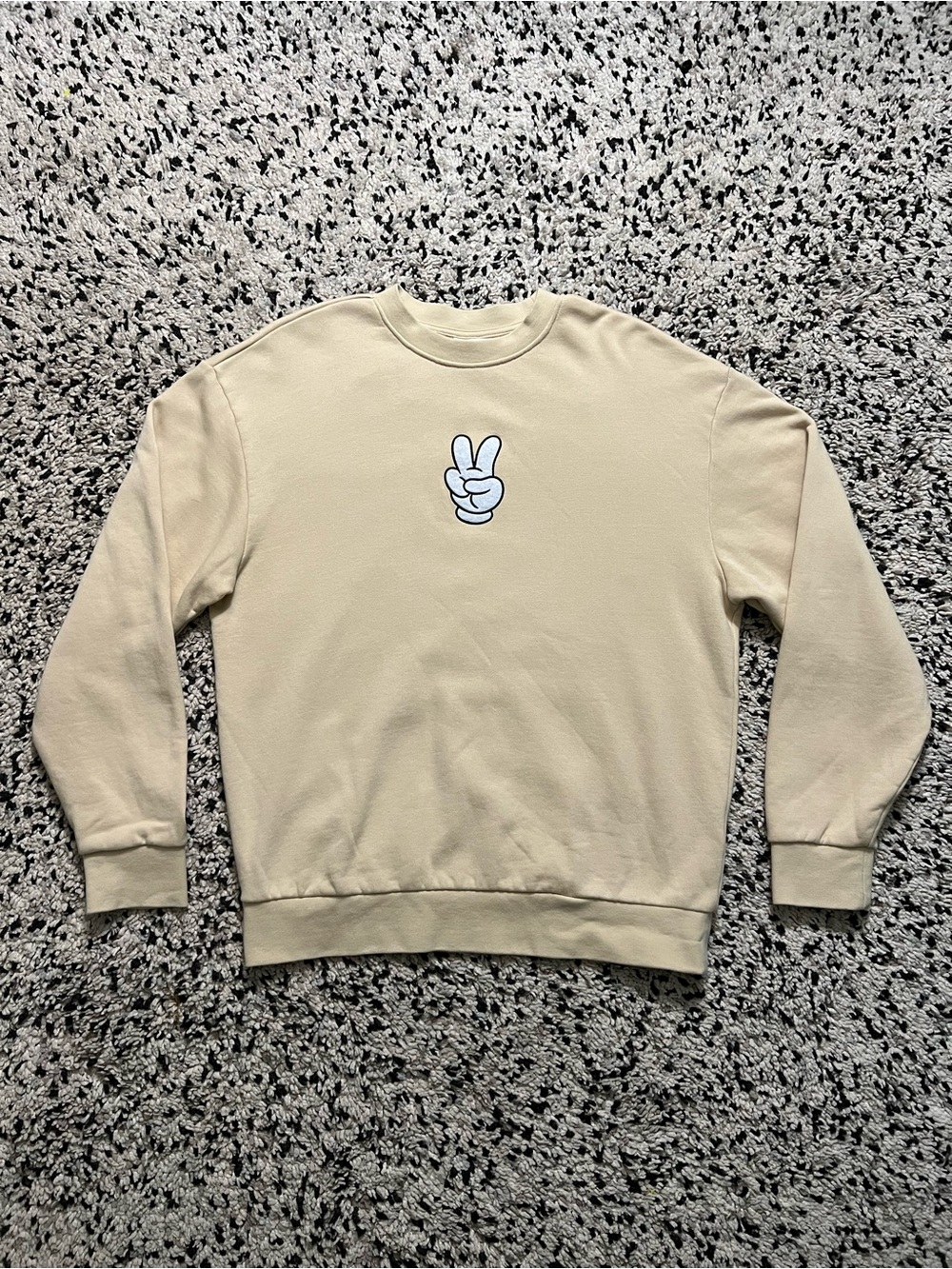 Disney Mickey Mouse Peace Sign Beige Tan Pullover Sweatshirt Crewneck Medium